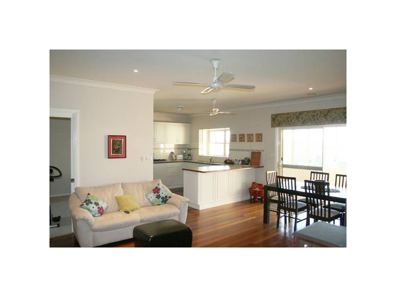 56 Northstoke Way, Orange NSW 2800
