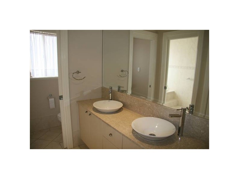 5 Niven Place, Orange NSW 2800