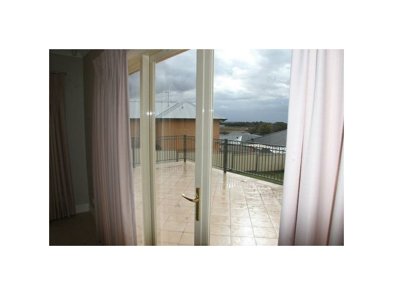 5 Niven Place, Orange NSW 2800