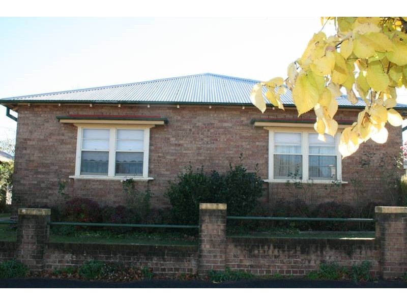 71 March Street, Orange NSW 2800