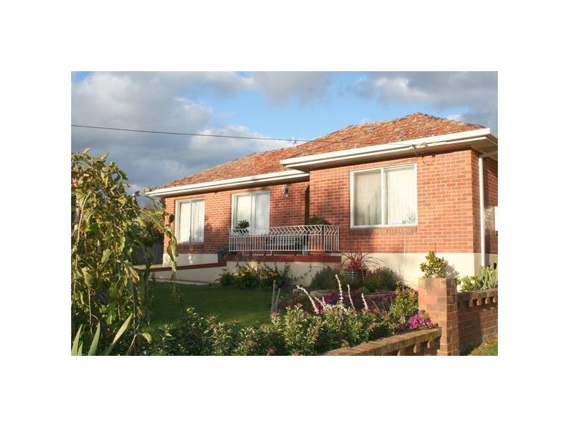 16 Allenby Road, Orange NSW 2800