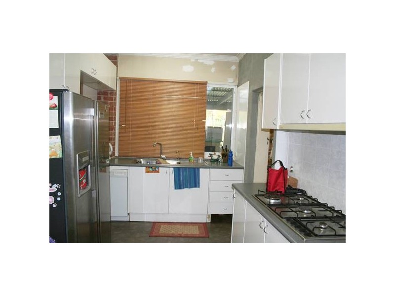 16 Allenby Road, Orange NSW 2800