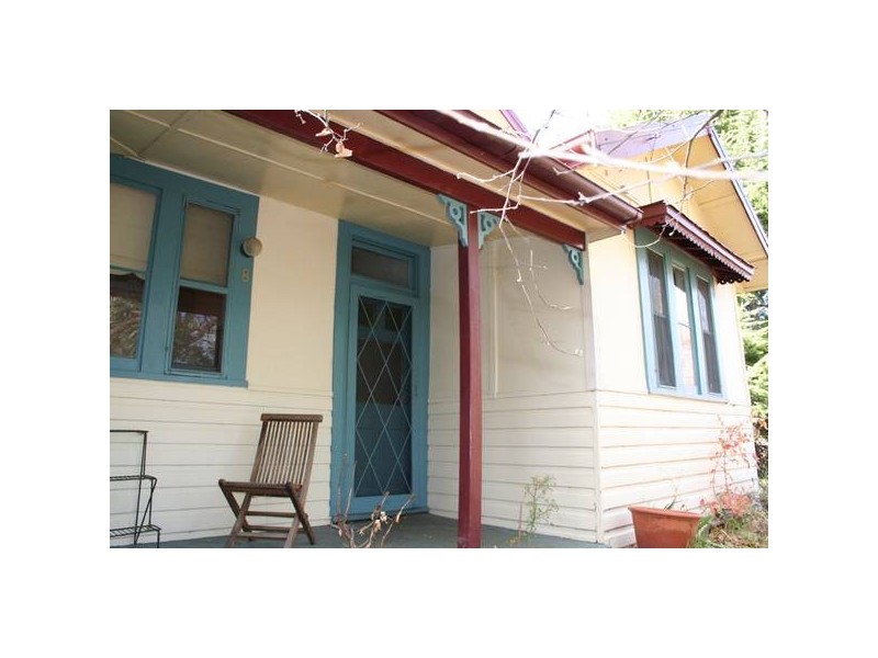 8 Clinton Street, Orange NSW 2800