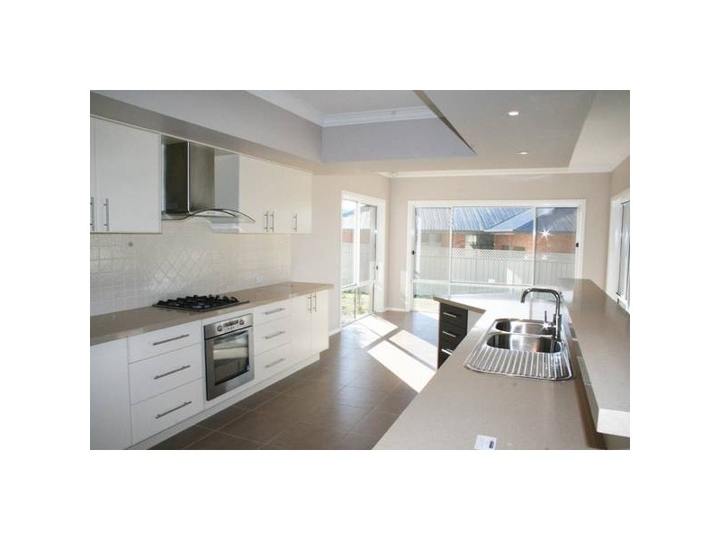 6 Valencia Place, Orange NSW 2800