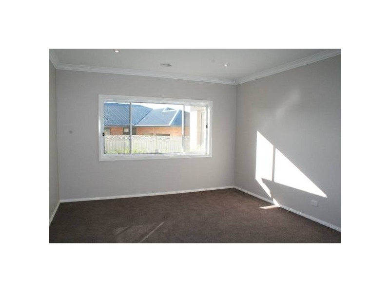 6 Valencia Place, Orange NSW 2800