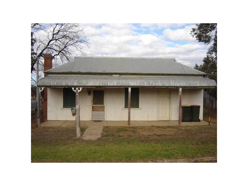 32 Cudal Street, Molong NSW 2866
