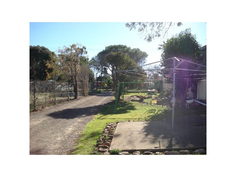 79-81 Kiewa Street (Manildra), Molong NSW 2866