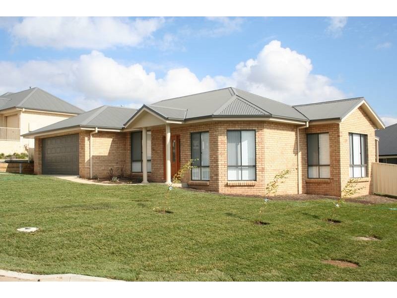 1A Moroney Close, Orange NSW 2800