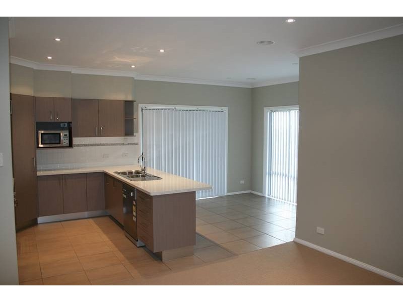 1A Moroney Close, Orange NSW 2800