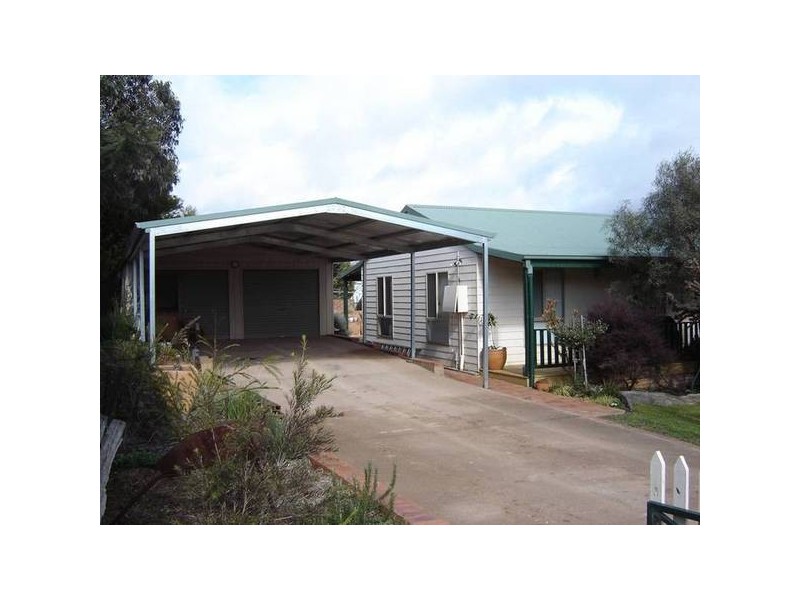 128 Bank Street, Molong NSW 2866