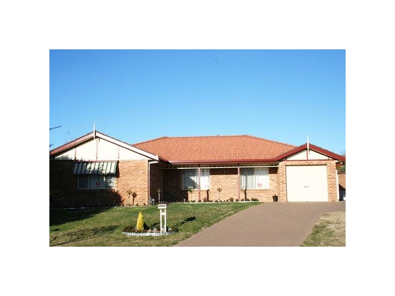6 Sunset Place, Orange NSW 2800