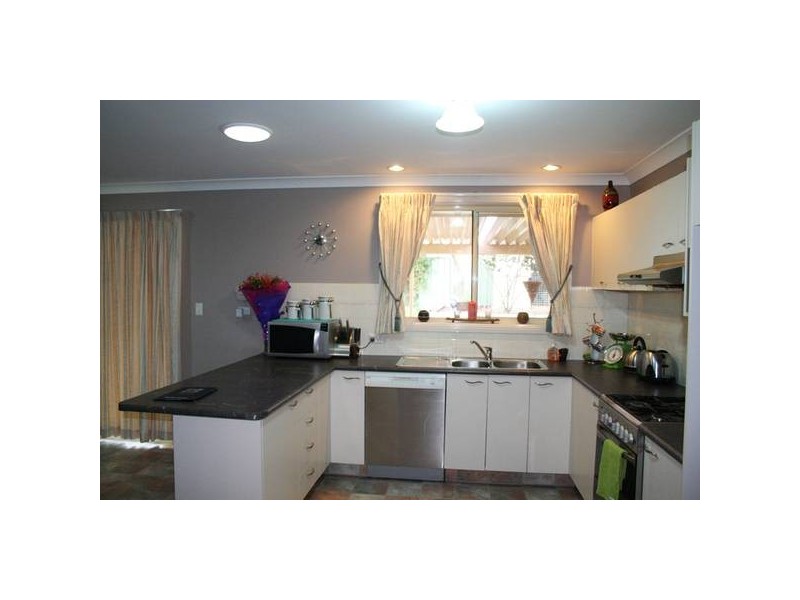 6 Sunset Place, Orange NSW 2800