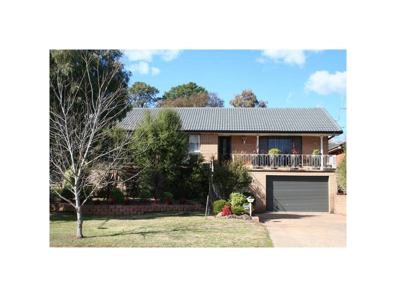 216 Ploughmans Lane, Orange NSW 2800