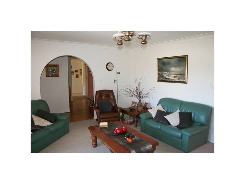 216 Ploughmans Lane, Orange NSW 2800