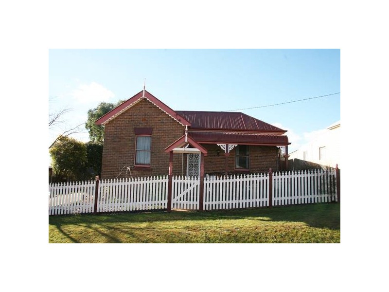 21 Crowson Street (Millthorpe), Orange NSW 2800