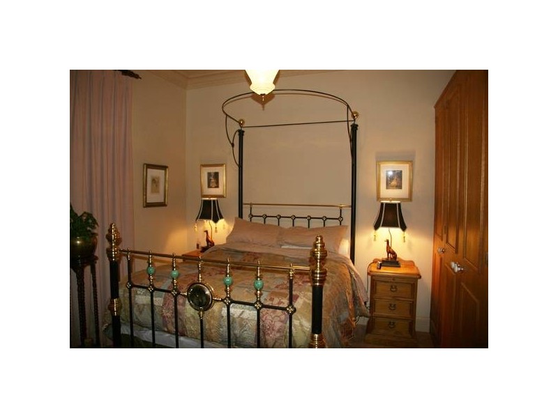 21 Crowson Street (Millthorpe), Orange NSW 2800