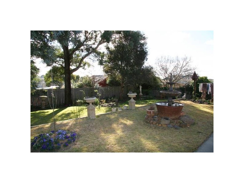 21 Crowson Street (Millthorpe), Orange NSW 2800