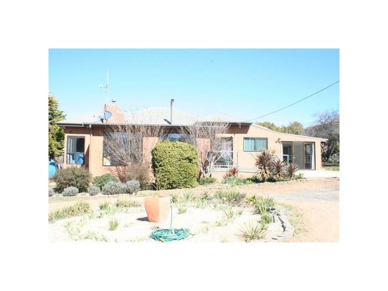 137 Market Street, Molong NSW 2866