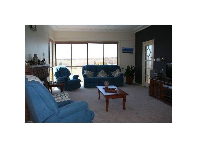 137 Market Street, Molong NSW 2866