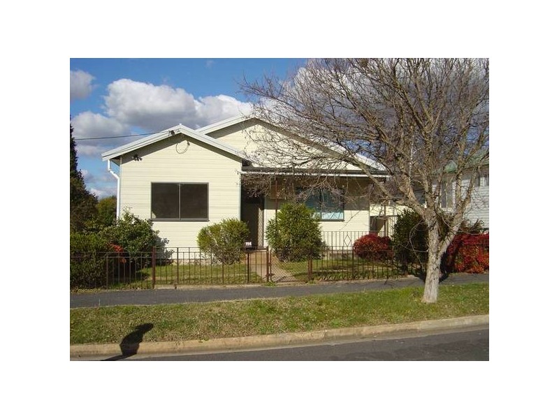 114 Edward Street, Orange NSW 2800