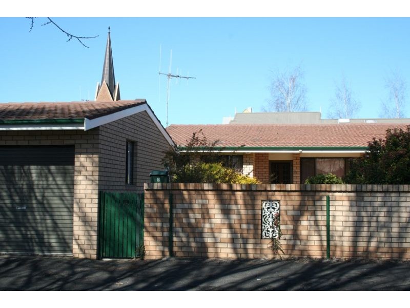 1/2 Stibbards Lane, Orange NSW 2800