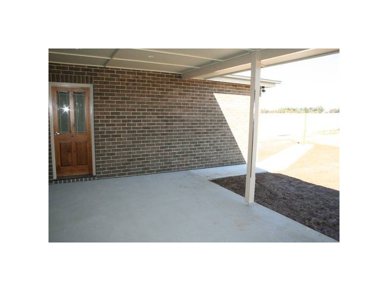 13 Hughes Place, Orange NSW 2800