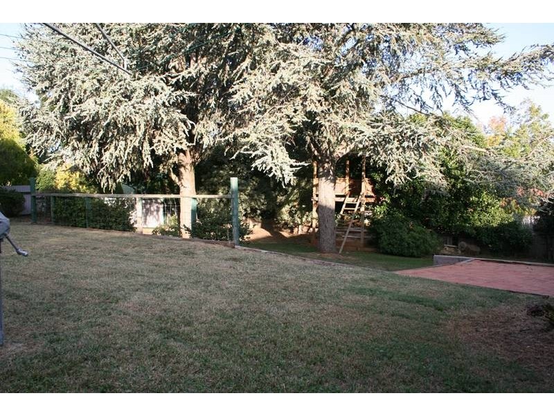 16 Rowan Street, Orange NSW 2800