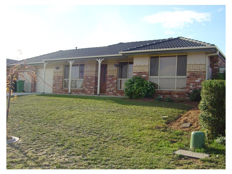 48 Quinlan Run, Orange NSW 2800