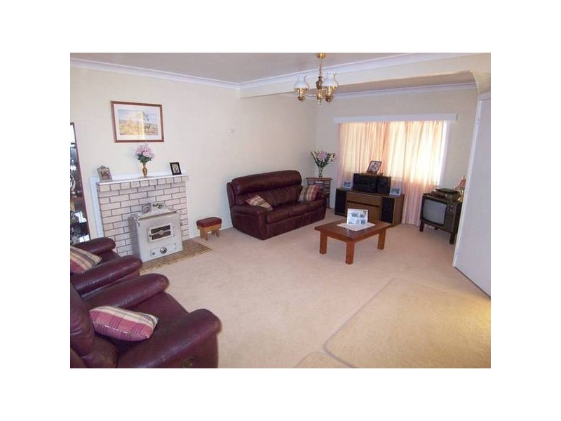 13 Bruce Street, Cumnock NSW 2867