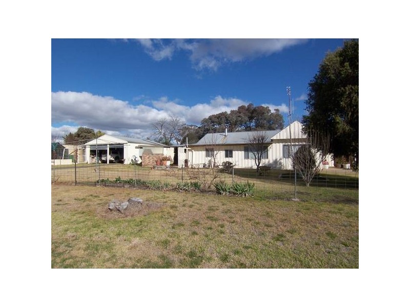 13 Bruce Street (Cumnock), Molong NSW 2866