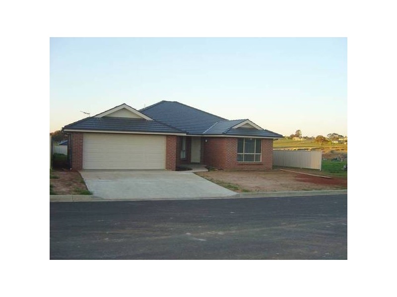 14 Palermo Street, Orange NSW 2800