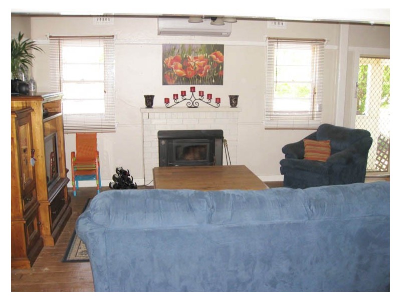 9 Wellington Street, Molong NSW 2866