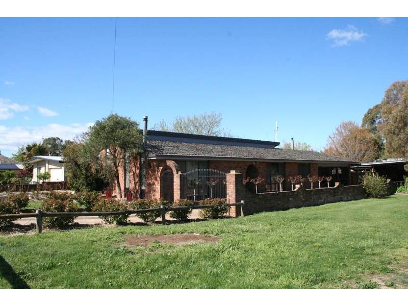 122 Woodward Street, Orange NSW 2800