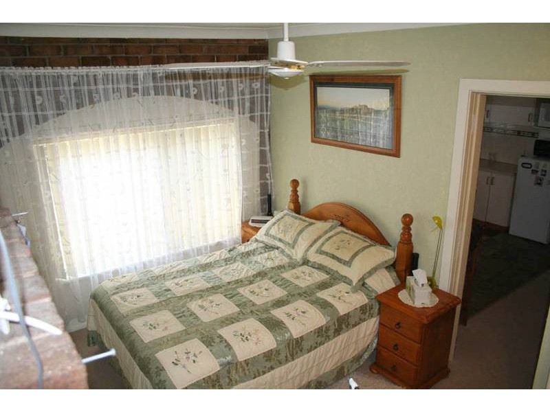 122 Woodward Street, Orange NSW 2800