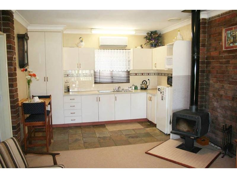 122 Woodward Street, Orange NSW 2800