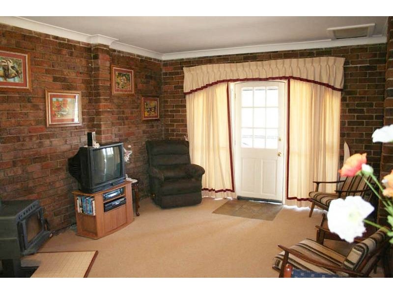 122 Woodward Street, Orange NSW 2800