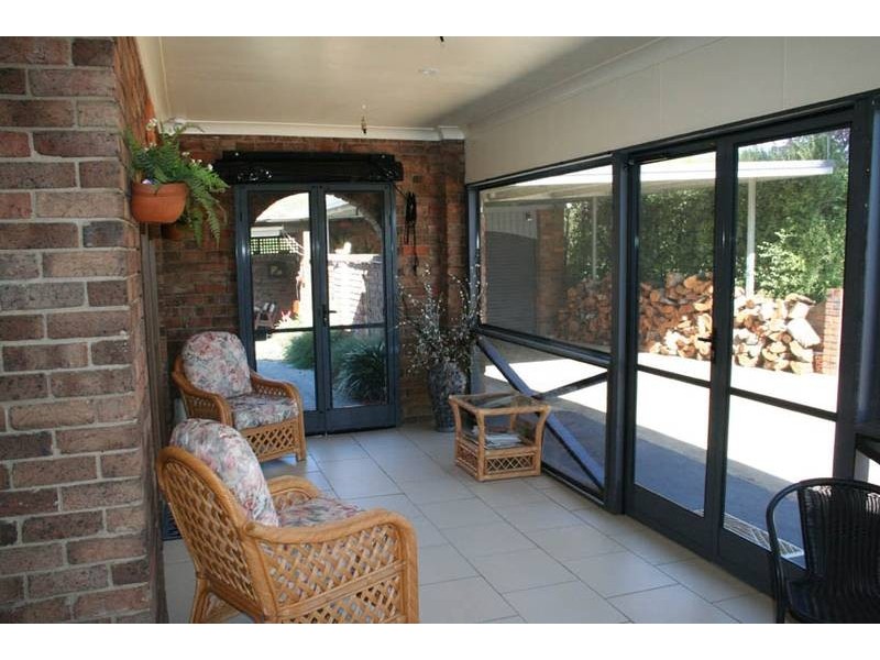 122 Woodward Street, Orange NSW 2800