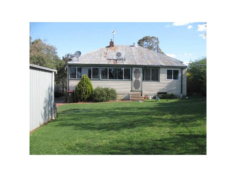 31 Wellington Street, Molong NSW 2866