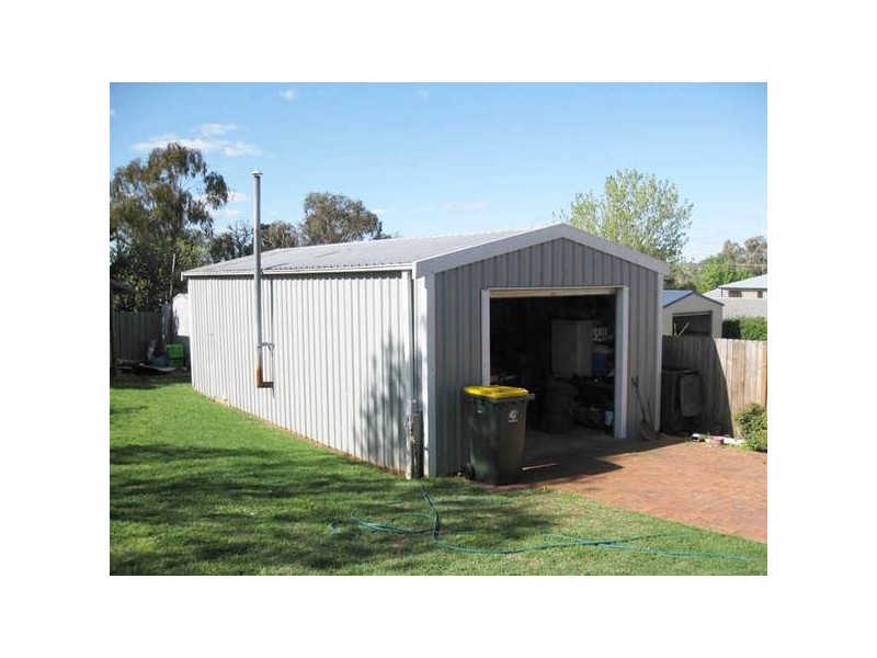 31 Wellington Street, Molong NSW 2866