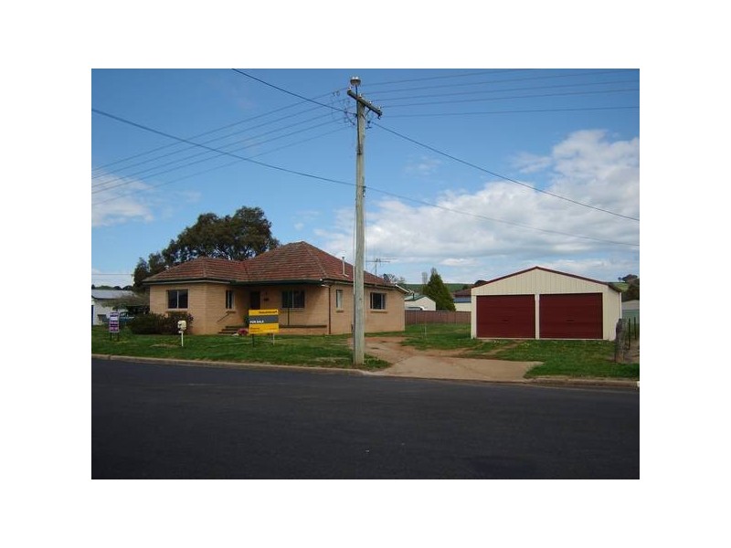 9 Gilchrist Street, Blayney NSW 2799