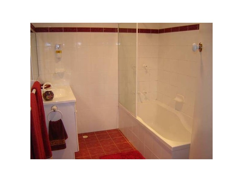9 Gilchrist Street, Blayney NSW 2799