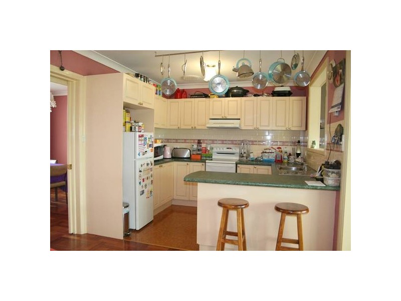 23 Turner Crescent, Orange NSW 2800