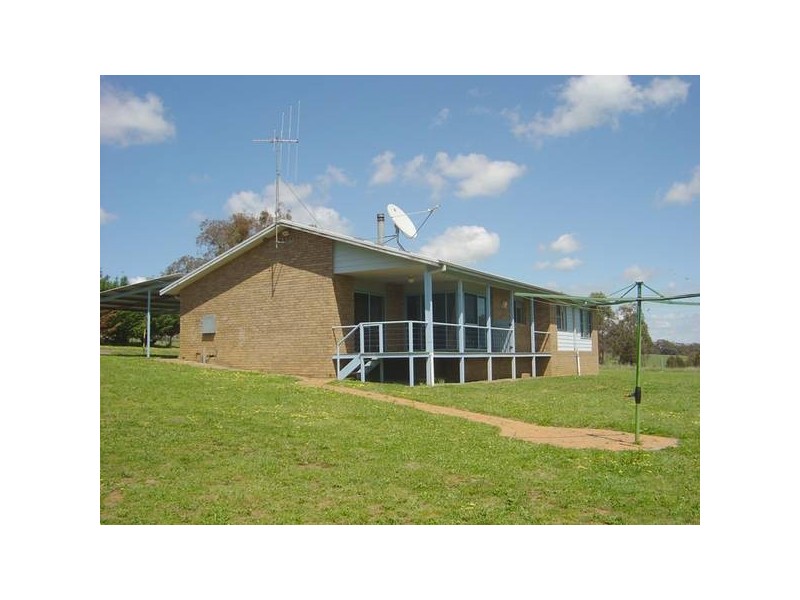 1654 The Escort Way, Orange NSW 2800