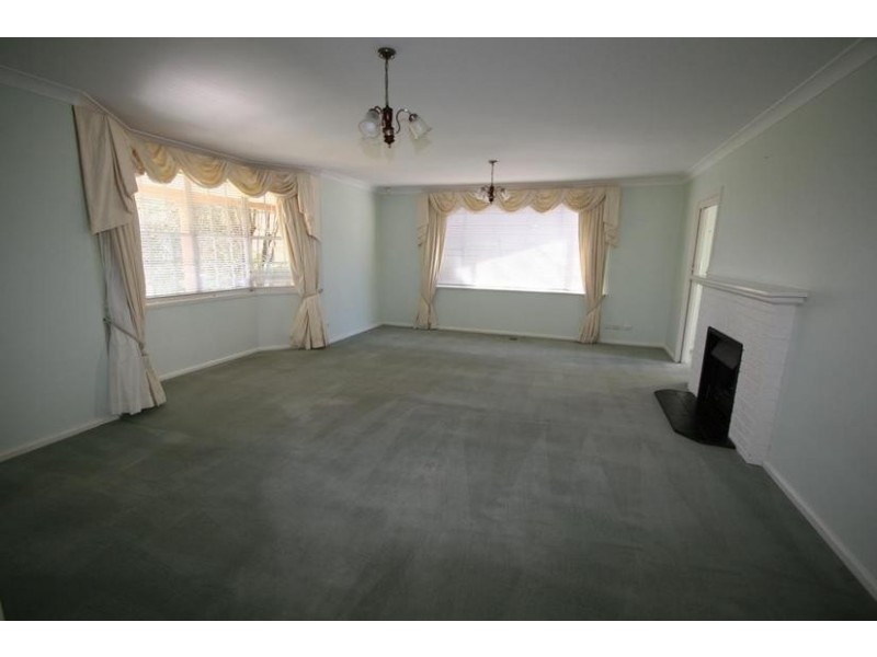 43 Green Lane, Orange NSW 2800