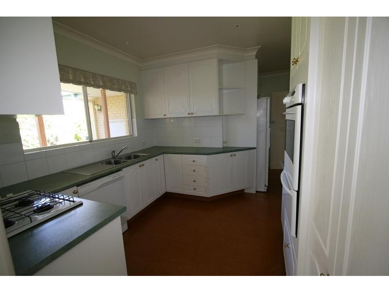 43 Green Lane, Orange NSW 2800