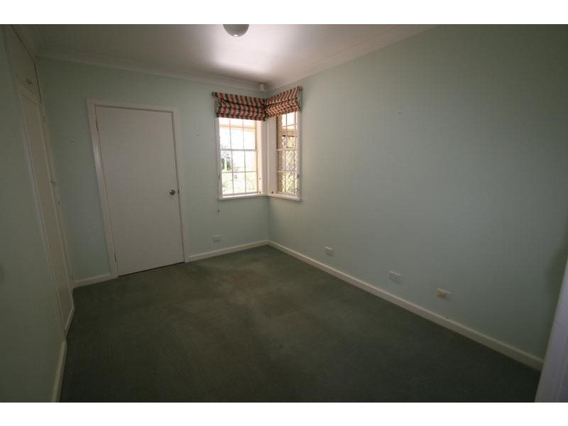 43 Green Lane, Orange NSW 2800