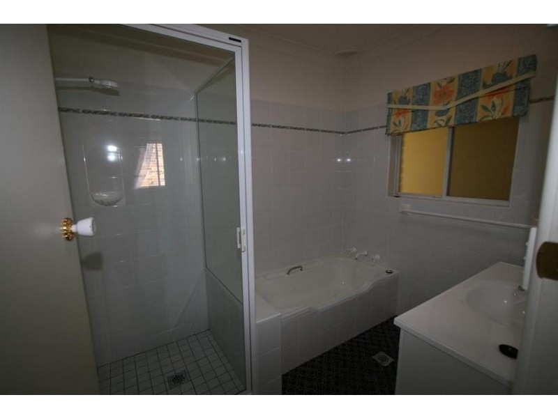 43 Green Lane, Orange NSW 2800