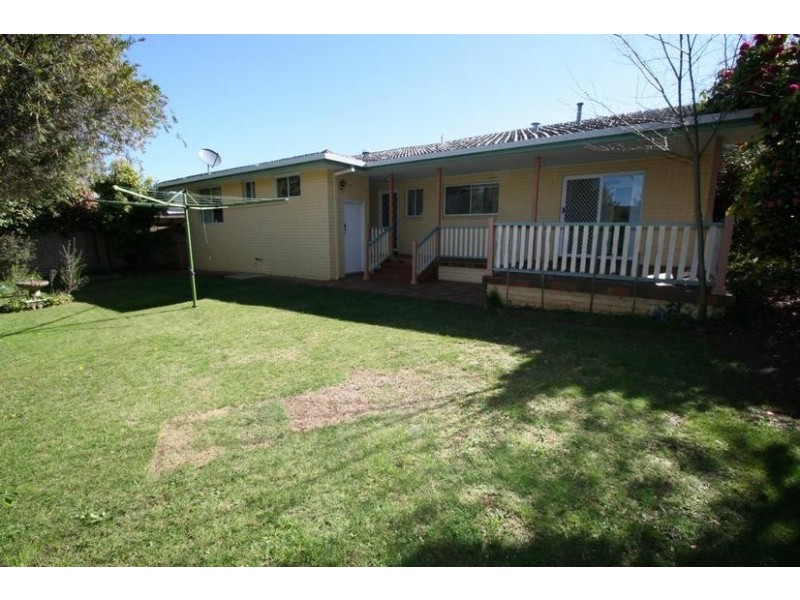 43 Green Lane, Orange NSW 2800