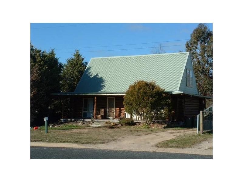 64 Carcoar Street, Blayney NSW 2799