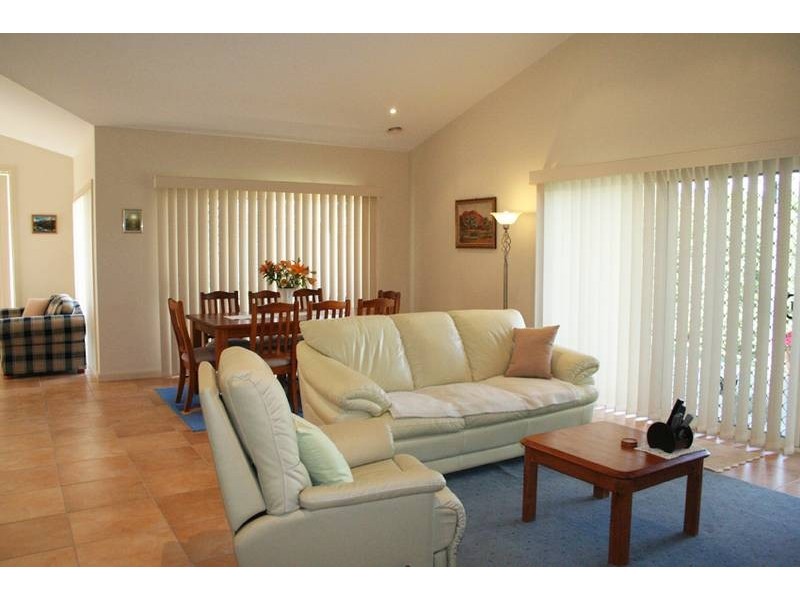 3 Avonlea Place, Orange NSW 2800